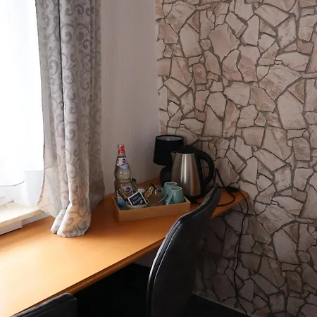 Haarener Hof Отель 3*