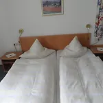 Haarener Hof 3*