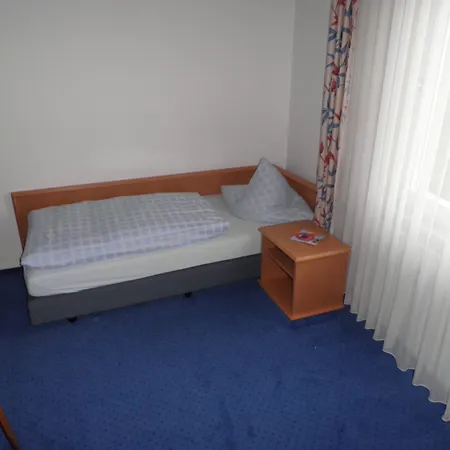 Hotel Hotel Haarener Hof 3*