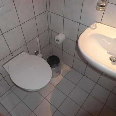 Haarener Hof 3*