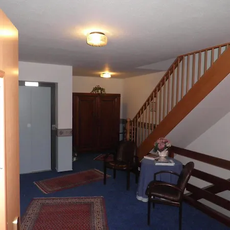 Haarener Hof 3*