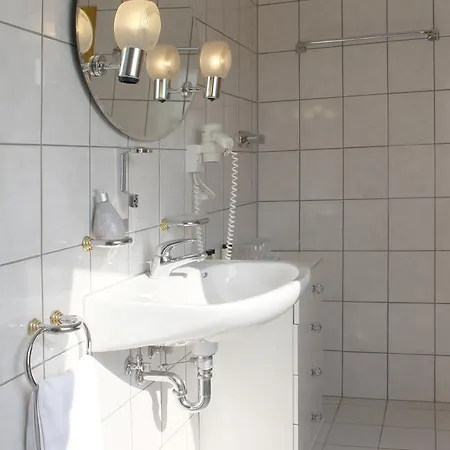 Haarener Hof 3*