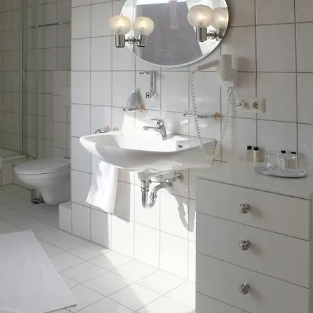 Haarener Hof 3*