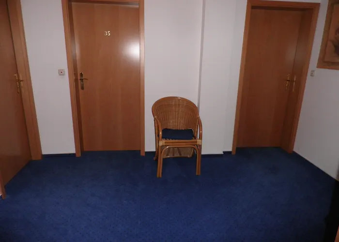 Haarener Hof Hotel 3*